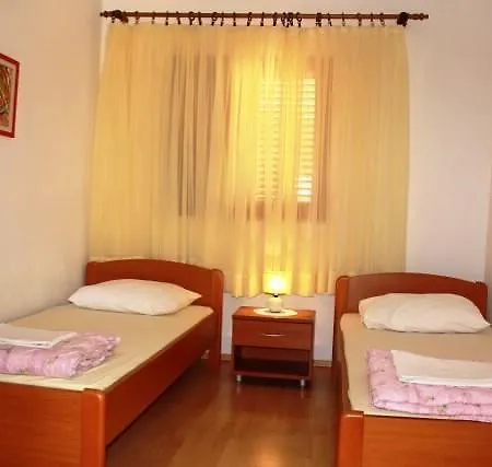 Tonka Apartman *